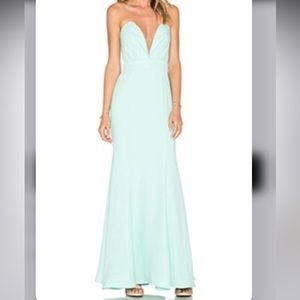 Jarlo Helena Maxi gown in mint. NWT.